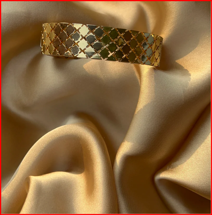 Chic Cuff